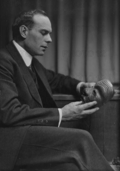 Burt, Frederick, Mr., portrait photograph, 1914. Creator: Arnold Genthe.