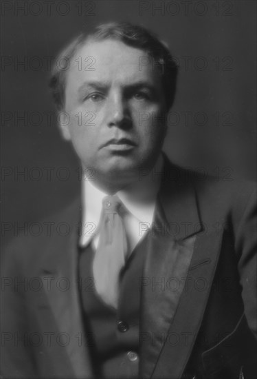 Gorski, W.O., Mr., portrait photograph, 1914 May 13. Creator: Arnold Genthe.