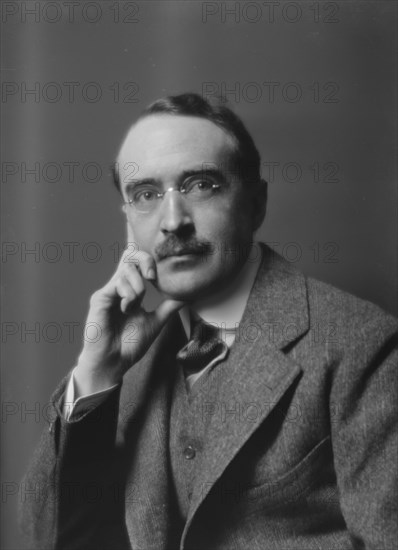 Harris, Julian H., Mr., portrait photograph, 1915 Apr. 13. Creator: Arnold Genthe.