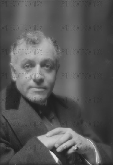 Skinner, Otis, portrait photograph, 1912 Apr. 5. Creator: Arnold Genthe.