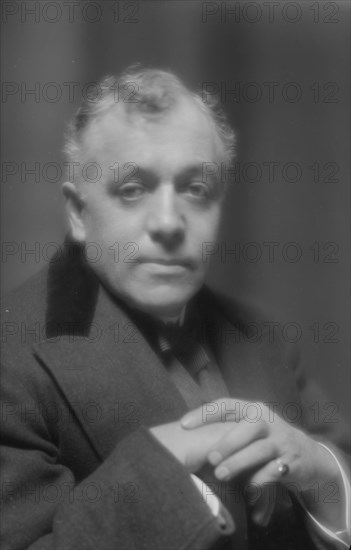 Skinner, Otis, portrait photograph, 1912 Apr. 5. Creator: Arnold Genthe.