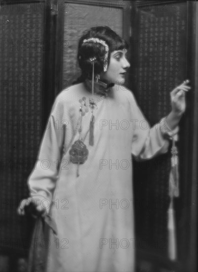 Day, Juliette, Miss, in costume for "Yellow Jacket", 1913 Jan. 16. Creator: Arnold Genthe.