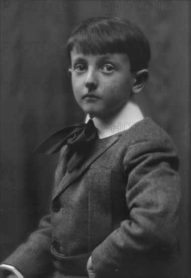 Meloney, Master, portrait photograph, 1912 or 1913. Creator: Arnold Genthe.