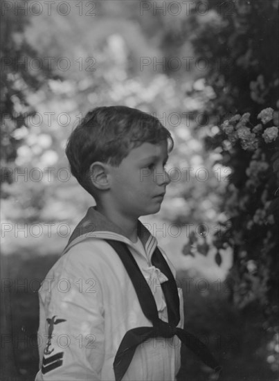 Untermeyer [i.e. Untermyer] child, portrait photograph, 1915 June. Creator: Arnold Genthe.