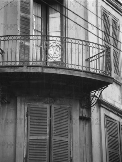 Pedesclaux-Lemonnier House, 640 Royal Street, New Orleans, between 1920 and 1926. Creator: Arnold Genthe.