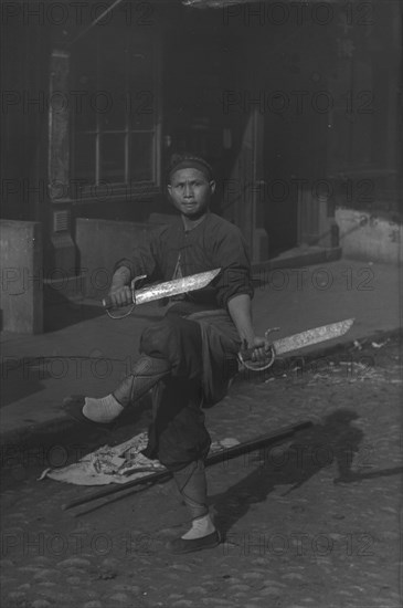 The sword dancer, Chinatown, San Francisco, between 1896 and 1906. Creator: Arnold Genthe.