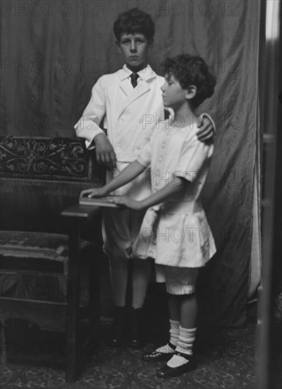 Kennerley, Richard and Morley, portrait photograph, 1912 or 1913. Creator: Arnold Genthe.