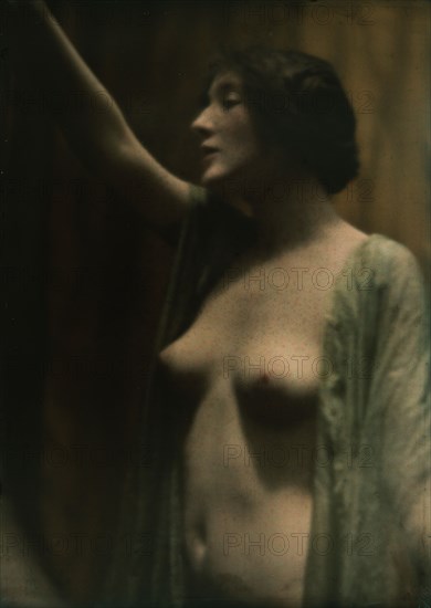 Nude woman, possibly Audrey Munson, between 1906 and 1942. Creator: Arnold Genthe.