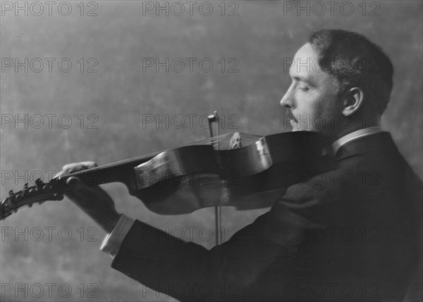 Mr. Robert Casadesus, portrait photograph, 1918 Mar. 27. Creator: Arnold Genthe.
