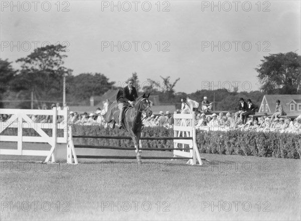 East Hampton horse show, 1934. Creator: Arnold Genthe.