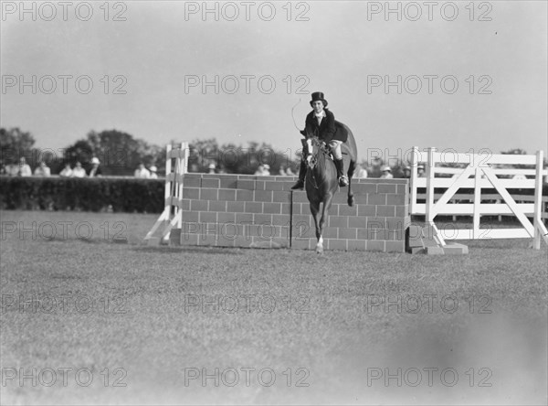 East Hampton horse show, 1934. Creator: Arnold Genthe.