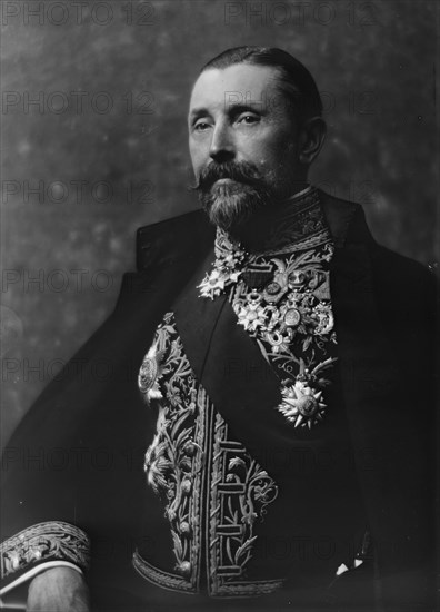 Gaston Liebert, portrait photograph, 1919 May 27. Creator: Arnold Genthe.