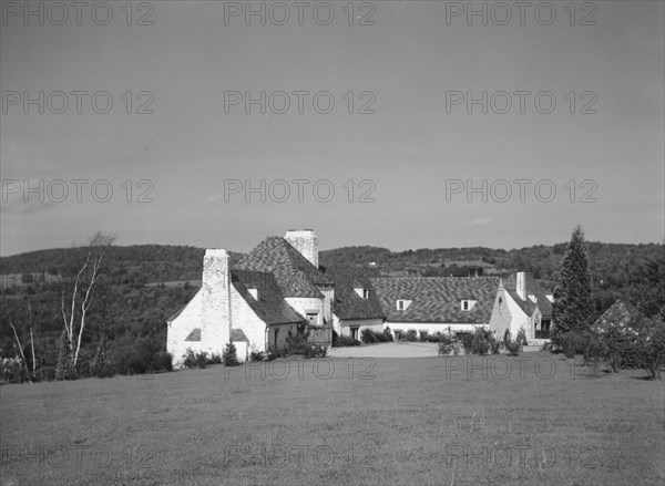 Residence of Thomas E. Martson, 1932. Creator: Arnold Genthe.