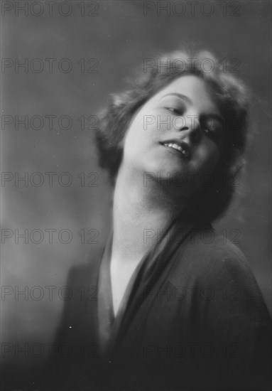 Miss Katherine McCausland, portrait photograph, 1917 or 1918. Creator: Arnold Genthe.