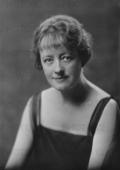 Mrs. McKinney, (Mrs. Hart O. Berg), portrait photograph, 1919 June 12. Creator: Arnold Genthe.