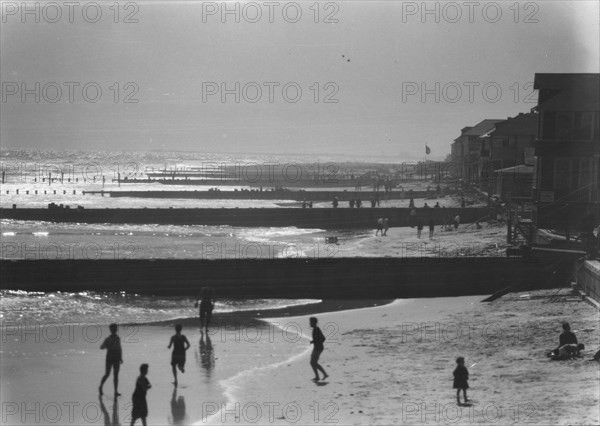 New York City views, Long Beach, 1927. Creator: Arnold Genthe.
