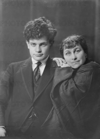 Mr. Tosha [sic] Seidel and an unidentified woman, portrait photograph, 1918 May 13. Creator: Arnold Genthe.