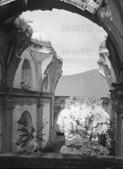 Travel views of Cuba and Guatemala, between 1899 and 1926. Creator: Arnold Genthe.