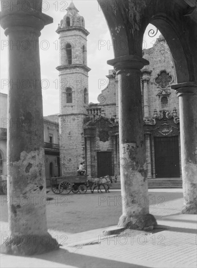 Travel views of Cuba and Guatemala, between 1899 and 1926. Creator: Arnold Genthe.