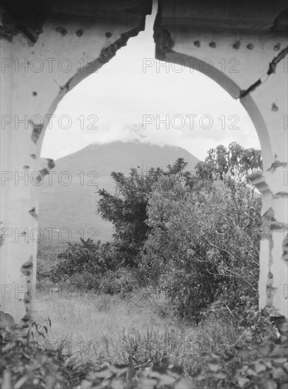 Travel views of Cuba and Guatemala, between 1899 and 1926. Creator: Arnold Genthe.