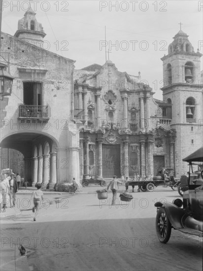 Travel views of Cuba and Guatemala, between 1899 and 1926. Creator: Arnold Genthe.