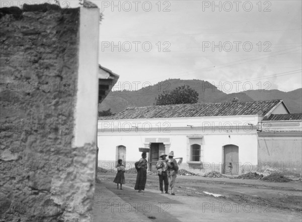 Travel views of Cuba and Guatemala, between 1899 and 1926. Creator: Arnold Genthe.