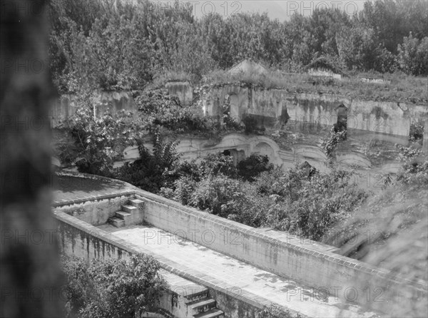 Travel views of Cuba and Guatemala, between 1899 and 1926. Creator: Arnold Genthe.