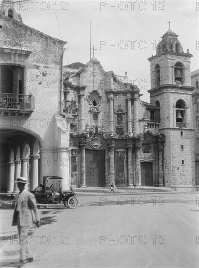 Travel views of Cuba and Guatemala, between 1899 and 1926. Creator: Arnold Genthe.