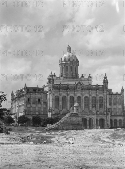 Travel views of Cuba and Guatemala, between 1899 and 1926. Creator: Arnold Genthe.