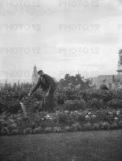 Travel views of Europe, between 1904 and 1938. Creator: Arnold Genthe.