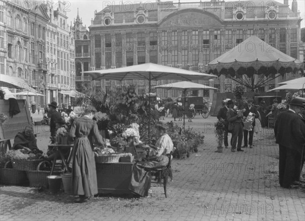 Travel views of Europe, between 1904 and 1938. Creator: Arnold Genthe.