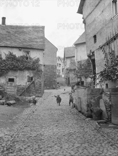 Travel views of Europe, between 1904 and 1938. Creator: Arnold Genthe.