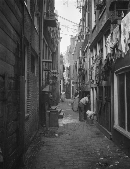 Travel views of Europe, between 1904 and 1938. Creator: Arnold Genthe.