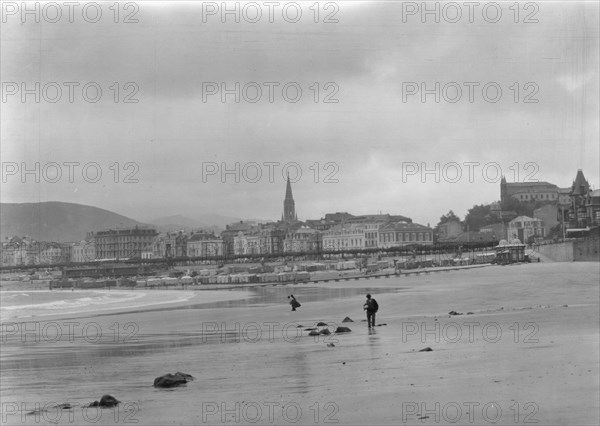 Travel views of Europe, between 1904 and 1938. Creator: Arnold Genthe.