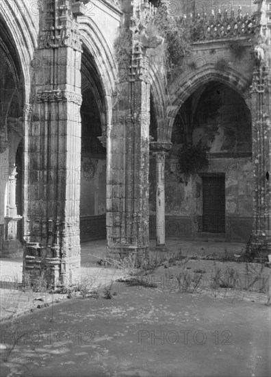 Travel views of Europe, between 1904 and 1938. Creator: Arnold Genthe.