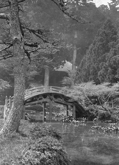 Travel views of Japan and Korea, 1908. Creator: Arnold Genthe.