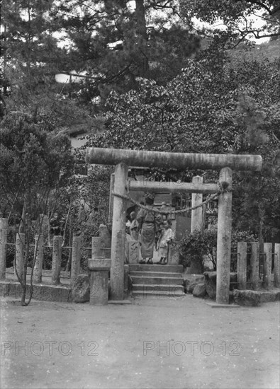 Travel views of Japan and Korea, 1908. Creator: Arnold Genthe.