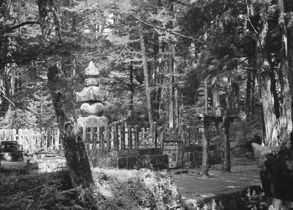 Travel views of Japan and Korea, 1908. Creator: Arnold Genthe.