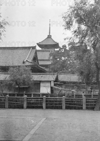 Travel views of Japan and Korea, 1908. Creator: Arnold Genthe.