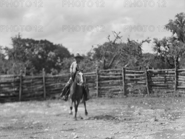 Travel views of the American Southwest, between 1899 and 1928. Creator: Arnold Genthe.