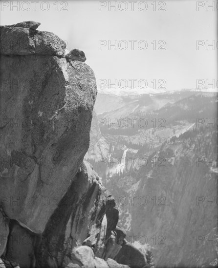 Travel views of Yosemite National Park, between 1903 and 1906. Creator: Arnold Genthe.