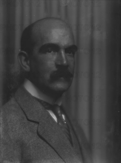 Harris, Victor, portrait photograph, 1913. Creator: Arnold Genthe.