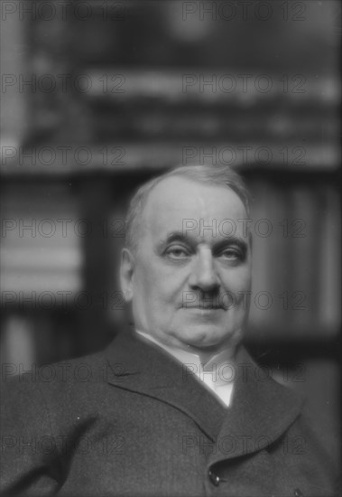 Mopham, A.J., portrait photograph, 1915 Dec. 10. Creator: Arnold Genthe.