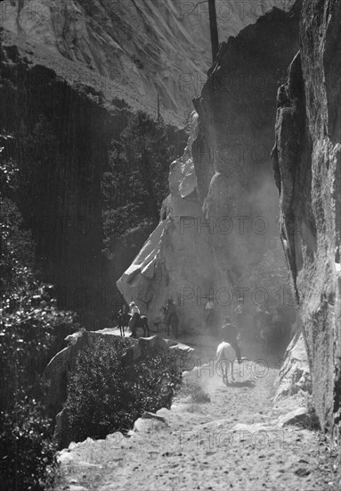 Travel views of Yosemite National Park, between 1903 and 1906. Creator: Arnold Genthe.