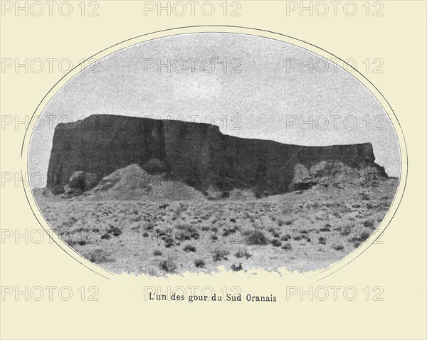 ''L'un des gour du Sud Oranais; Afrique du nord', 1914. Creator: Jules Gervais-Courtellemont.