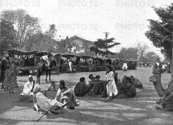 ''Le marche de Thies; L'Ouest Africain', 1914. Creator: Unknown.