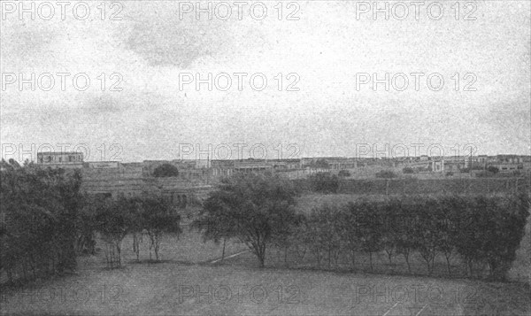 ''Une tempete de sable s'avancant sur Khartoum; Le Nord-Est Africain', 1914. Creator: Unknown.