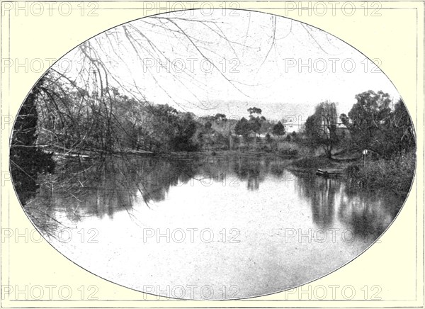 ''Une vue de lac Torrens; Les Terres Du Pacifique', 1914. Creator: Unknown.