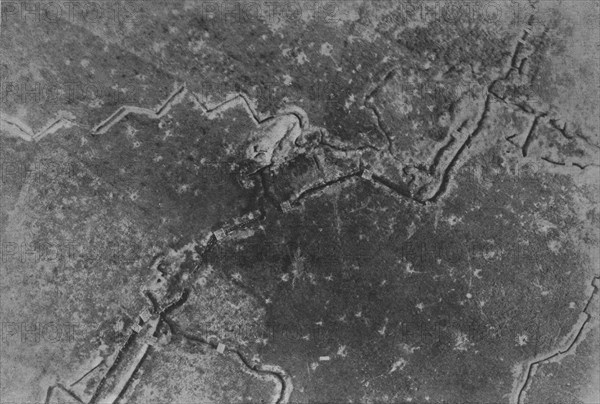 'L'offensive de la Somme; la preparation d'une bataille: L'attaque du 1er juillet 1916', 1916. Creator: Unknown.