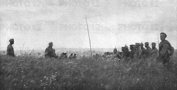 'Sur les routes de l'offensive russe: Apres une attaque', 1916 Creator: Unknown.